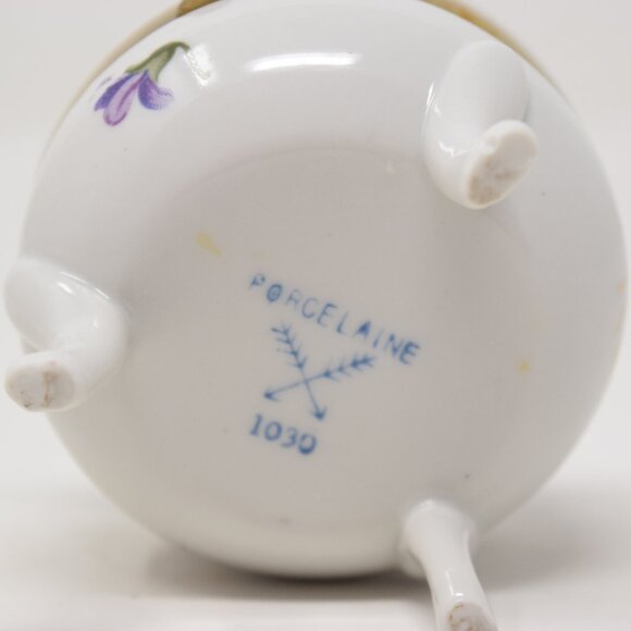 VTG Trinket Box Footed Purple Violets Porcelain Hand Painted Gold Hinge Round - Picture 9 of 16